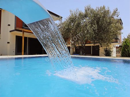 Eu Gayrimenkulden Balıkesir Edremit Gürede Havuzlu Site İçerisinde Tek Müstakil