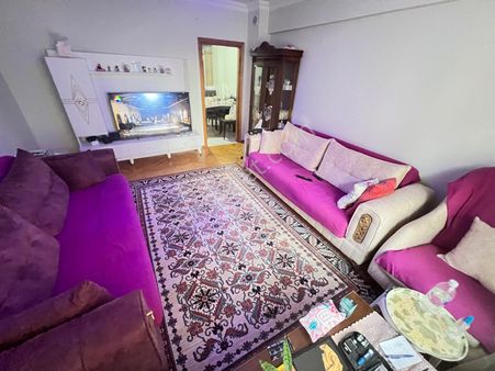 Aktaş'tan Murat Reis'de 1999 Yapımı Binada 2+1,85m2 Temiz Arakat