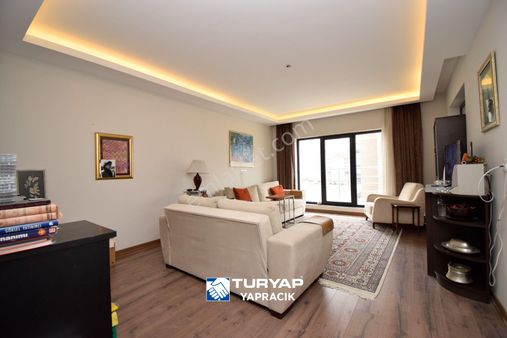 Turyap Yapracık 'tan Fkn 'de Güney Cephe 106m² Satılık 2+1 Daire