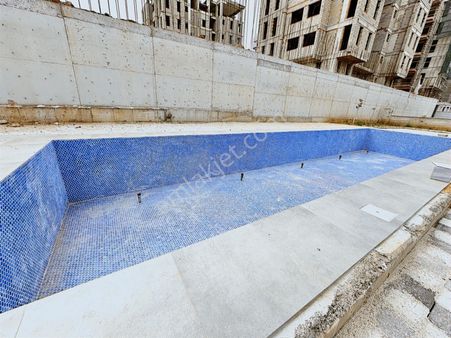 F.çakmak'ta_cadde Üzeri_2+1 Lüks Site İçerisinde Fırsat Daireler