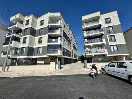 Hürriyet Mah. Özel Otoparklı 250 M2 5+1 Dublex Daire