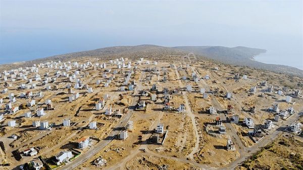 Kamukentte Deniz Manzaralı Krediye Uygun Arsa