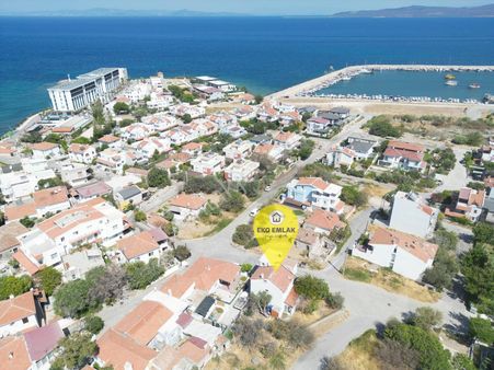 Mordoğan İskeleye 200m Mesafede Deniz Manzaralı Müstakl Kagir Ev