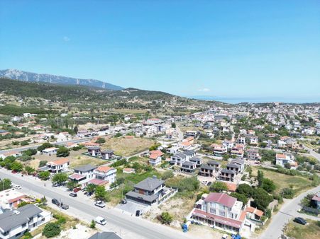 Mordoğanda Ana Cadde'de Deniz Manzaralı Lüx Daire