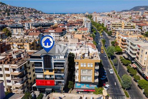 Alanya Merkez Güllerpınarı’nda Kiralık 2+1 Daire