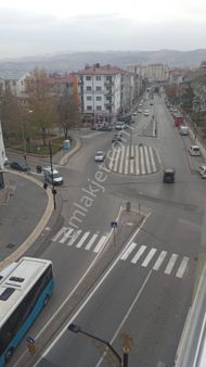 Damla Emlaktan İstiklal Mah.cuma Pazarı Üstü Cadde Üzeri Satılık 3+1 Daire