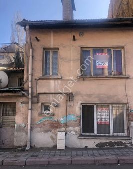 Altınışık Tan Satılık Yatırımlık Müstakil Ev