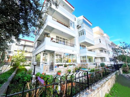 Aygül'den Muhteşem Konum Akçay Merkez'de Ön Cephe Doğalgazlı Çift Balkonlu Ara Kat 2+1 Satılık Daire