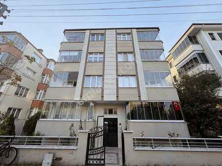 Balnova Gayrimenkul'den Diş Hastanesinde Kiralık 2+1 Daire