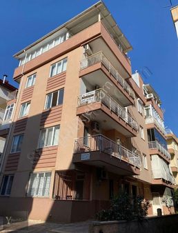 Yeşilyurt Mahallesinde 2+1 Ara Kat Kelepir Acil Satılık Daire