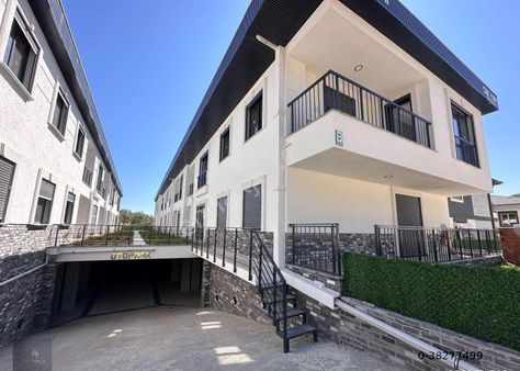 Mera Emlaktan Kazdağları Çamlıbel Köyü Havuzlu Kap Otoparklı 2+1