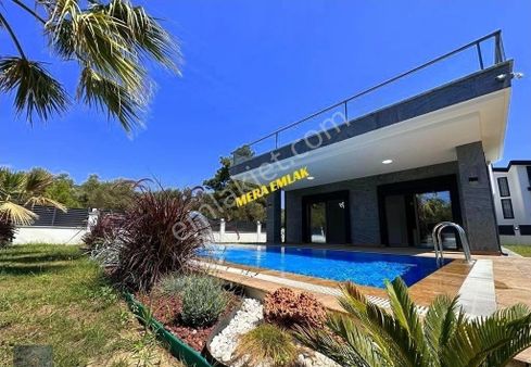 ▀▄mera Emlaktan Altınoluk Narlı'da 660m2 Arsa İçinde 5+1 Villa▀