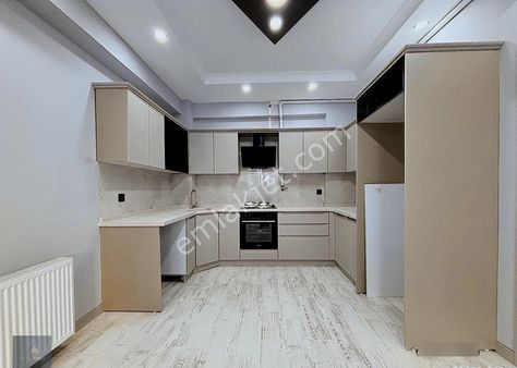 ▀▄mera Emlaktan Edremit Gazicelal Mh. Ara Kat 2+1 Ultralüx Daire