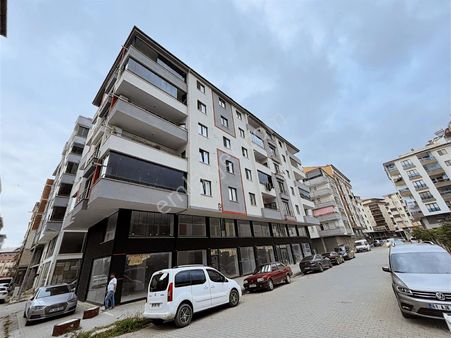 Araklı Merkez'de Satılık 3+1 Doğalgazlı Daire