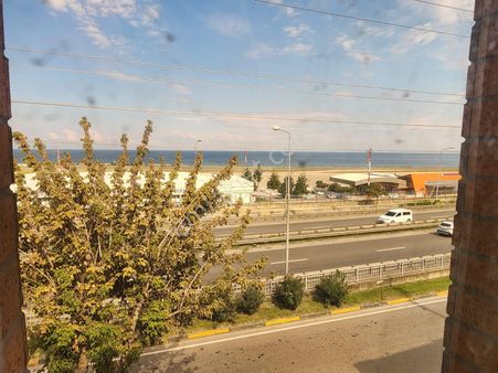 E&d Gyo'dan Trabzon Konaklar Sahil Yolu Üzerinde Kiralık Ofis