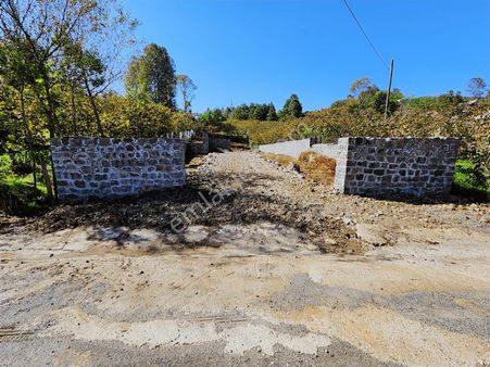 E&d Gyo'dan Trabzon Akoluk Mevkiinde Satılık 1.716 M² Arsa