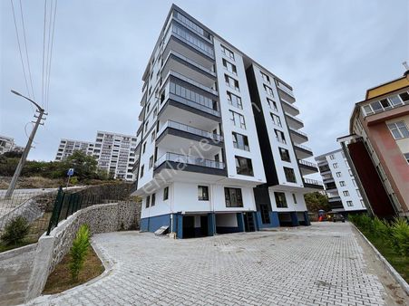 Yalıncak Bilkent Sitesinde Satılık Sıfır 3+1 Doğalgazlı Daire