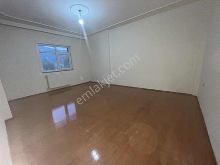 Merkezde Kiralık Doğalgazlı Asansörlü 3+1 Daire