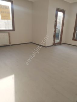 Bahçelievler Basın Sitesi İle Soğanlı Arasında Yeni Binada 3+1 95 M2 3.kat Satılık Daire.