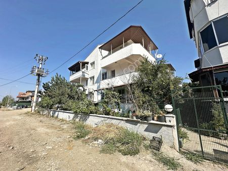 Ayanoğlun'dan Akçay'da Daire Fiyatına 3+1 Satılık Müsakil Ev