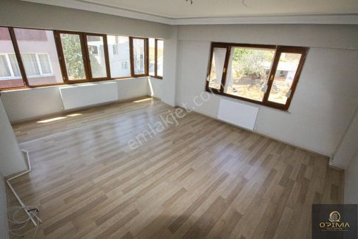 Opima Emlaktan Alaettin Mahallesin Ferah 2+1 Satılık Daire