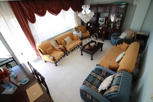 Opima Emlaktan Atatürk Mahallesinde Muazzam 3+1 Satlık Daire