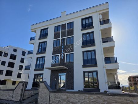 Irmaksudan Altınkumda Yeni Yapı Geniş Balkonlu 2+1 Ve 1+1 Lüks Daireler