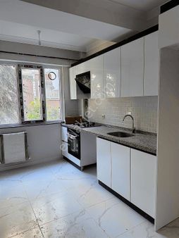 Engin Erdem'den Merterde Yeni Binada Satılık Daire