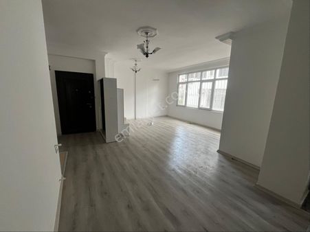 Şafak Mahallesi Geniş Ve Ferah Dairemiz Sizleri Bekliyor