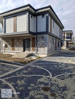 Turyap Alâ Ahmet Erdoğan'dan Silivri Selimpaşa Da Lüks Villâ