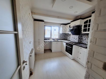 Mehmetoğlu Gayrimenkulden Çobançeşme Mah. 2+1 Kiralık Daire