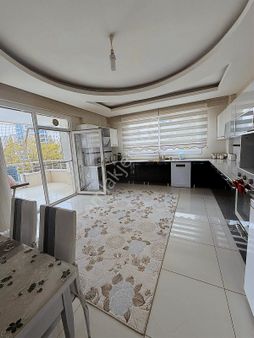 Ataşlar Ataşehir Evleri Satılık 4+1 Daire 210m2