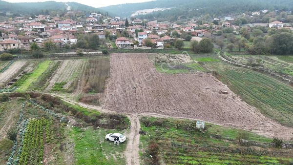 Balnovadan Bigadiç Yolbaşı 723 M2 Kadastra Yol Cepheli Tarla