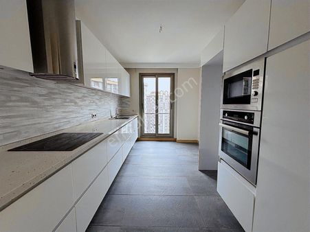 Deniz Manzaralı Lüks Donanımlı Geniş Ve Ferah 3+1 Kiralık Daire