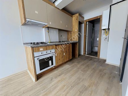 Konak Atilla Mahallesi İzmir Park Avm Yakını Sıfır Bina Çok Merk