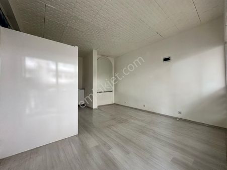 Gzt. Hasan Tahsin Cad Satılık Kiracısız İş Yeri - Hastane Yakını