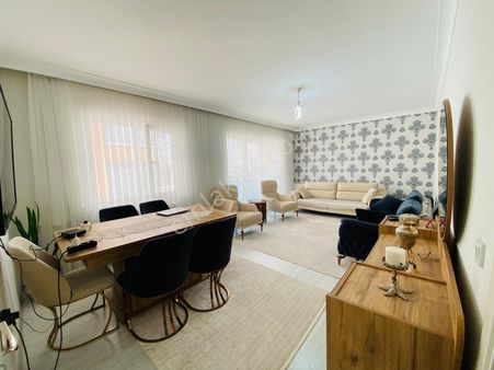 Valentiadan Cadde Üzeri Asansörlü Ful Yapılı 4+1 Satılık Dubleks