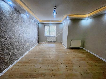 Valentia'dan Şehitler Cadde Üzeri Ful Yapılı 2+1 Satılık Daire!!