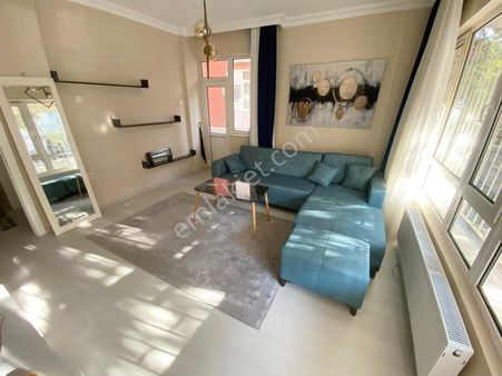 Cadde Üzeri Ara Kat Konumunda Eşyalı Satılık 2+1 Daire !!!