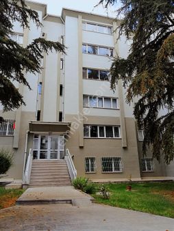 Çayyolu Altınyol Sitesinde Satılık Daire