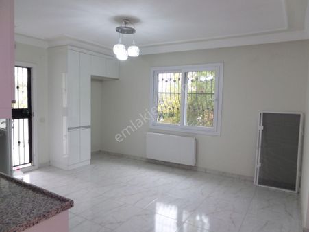 100.yılda,3 Katlı 1. Katı,3 +1, Kapalı Mut. Doğalgazlı Kiralık