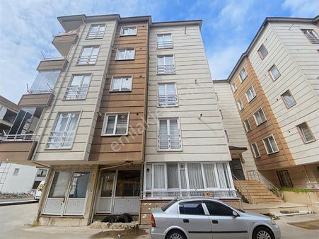 E.g.a Gayrimenkul Karşıyaka Eşyalı 2+1 Site Dairesi !!!