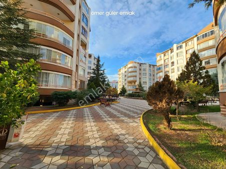 Güler^den Bağlum Kafkaskent Sitesinde 5.kat 3+1 3 Blkon Asansrlü