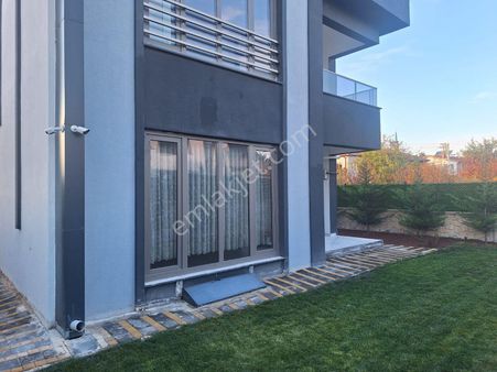 Meram Harmancık Tam Müstakil Satılık Villa Bodrumlu