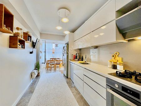 Çetin Emlak'tan Beşyol Yakını Katta İçi Komple Yapılı 3+1 Daire