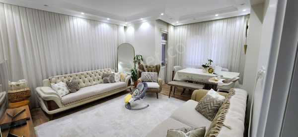 Yeşilovada 3+1 Geniş Ferah Ve Çamaşır Odalı Lüks Daire