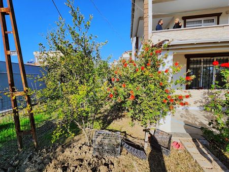 Karaca'dan Bahçelievler Mah.'de Triplex Fırsat Satılık Villa