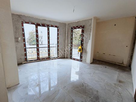 Karaca'dan Altınova Mah. Cadde Üzeri Satılık Sıfır Bina