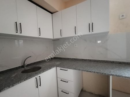 Karaca'dan Yavuz Mah.'de Fırsat Satılık 1+1 Daire