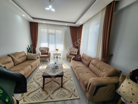 Karaca'dan Altınova Mah.de Ebeveyn Banyolu 2+1 Satılık Daire